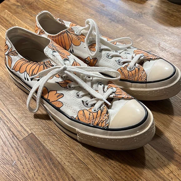 Women’s Converse All Star - Chuck Taylors U.S. Size 9 (EUR 40) - Picture 3 of 5